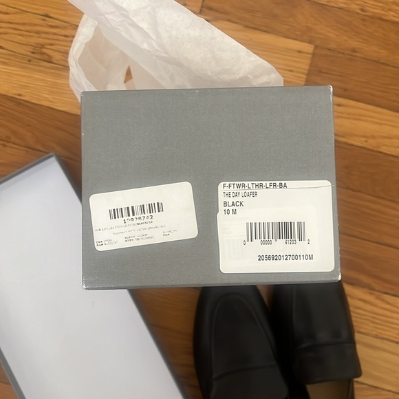 *NEW Everlane W’s Day Loafers in Black size 10 - Picture 5 of 5